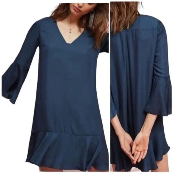 Maeve Anthropologie Dress V-Neck Bell Sleeve A-Line Size M - Picture 10 of 10